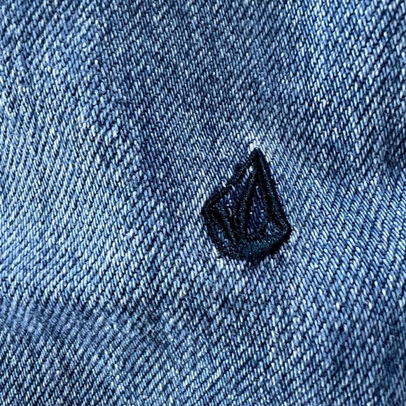 Volcom Georgia May Jagger GMJ Boyfriend Grommet Jean Light Blue Size 27 - Picture 11 of 15